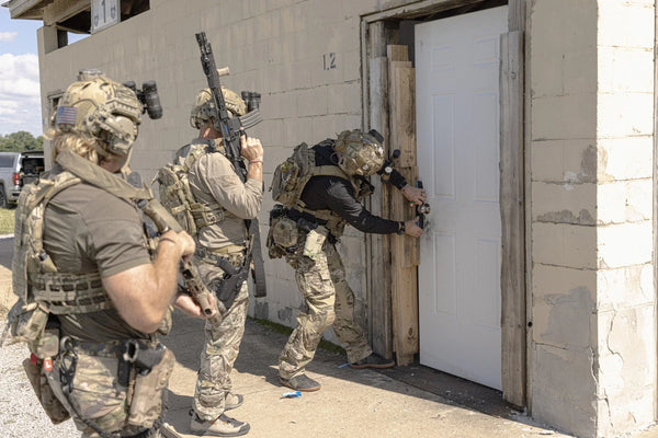 Agilite: Combat-Proven Plate Carriers, Back Panels, Pouches and Slings